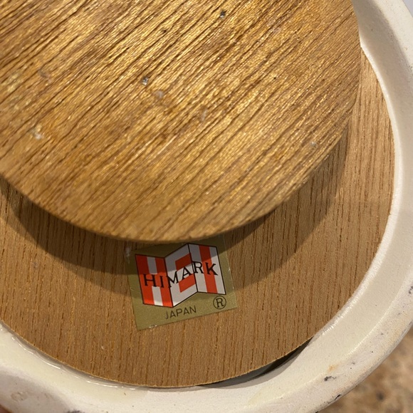 Vintage Rotating Music Box Himark Japan Rotating Kids with/ Umbrella On Bench - Picture 11 of 12